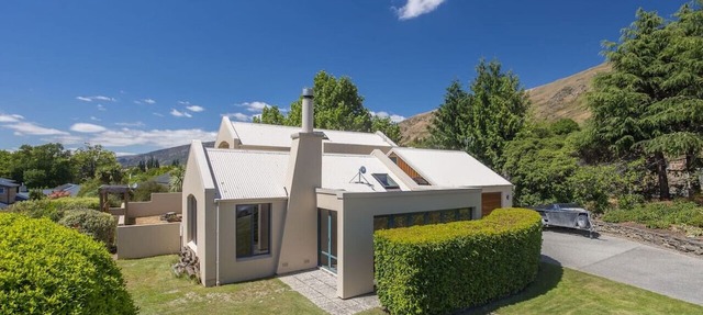 Elevated Home in Wanaka