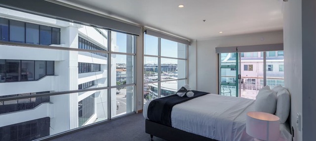 Chic Princes Wharf Studio | City View | Parking