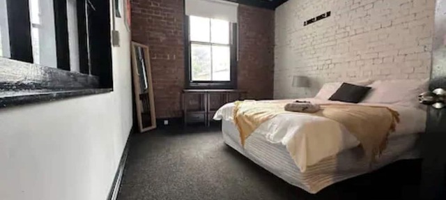 Spacious Inner-City Apartment!