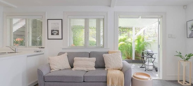 Delightful Freemans Bay Home|by Furnished Rentals