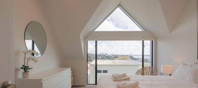 Gorgeous Orakei Home by Furnished Rentals