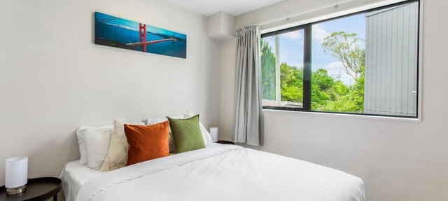 Urban Pulse Townhouse with parking