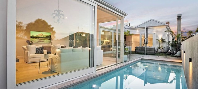 Modernised Heritage Villa in Auckland