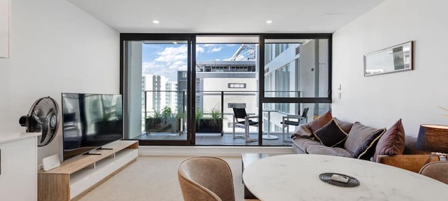 The CityScape Apartment with Wi-Fi and Balcony
