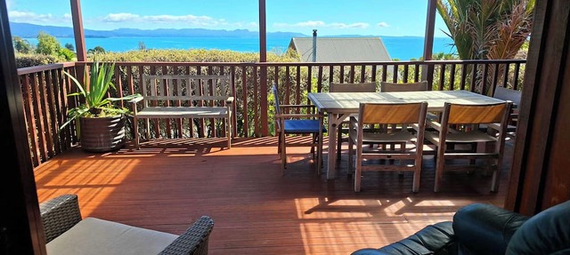 Pohara's Kauri Lodge - Coastal Views in Golden Bay