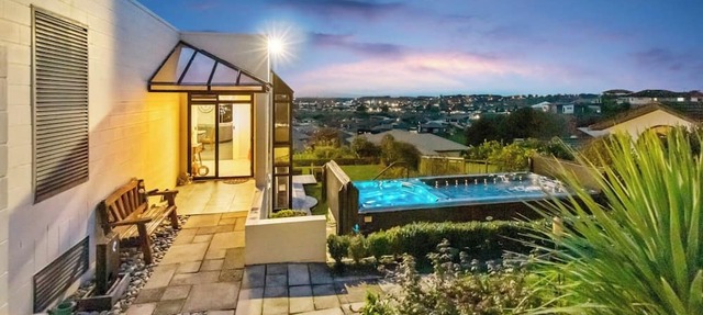 Beauty with Panoramic Views of Mount Pirongia