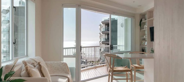 High Rise Luxury Studio, Views & Pool