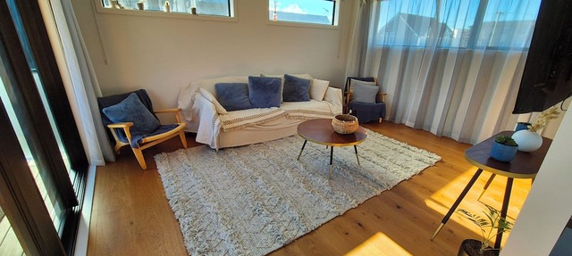 Modern Large Family Home at Lyall Bay Beach