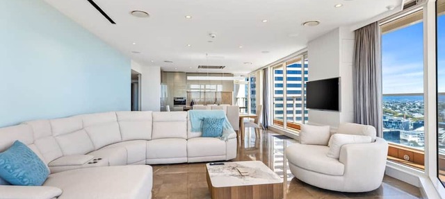 QV Stays Luxury Suite with Views Galore