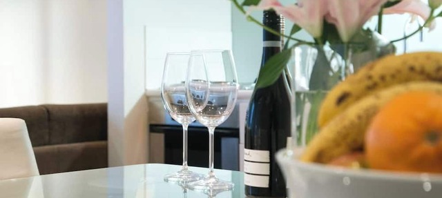 Comfy on Cuba Suite - Great Location Close to Attractions, Shops & Eateries