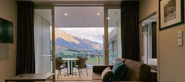 Ramada Suites by Wyndham Queenstown Remarkables Park