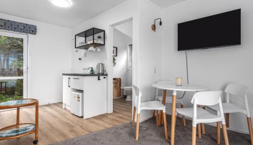 Coastal Haven Retreat - 4 Bedrooms