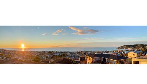 Seaview Hill Retreat