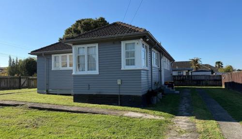 Old Bungalow near Hospital