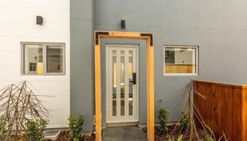 Pet-Friendly Central Christchurch Hideaway