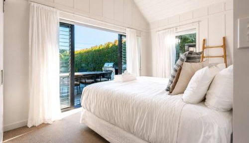 Blackpool Boathouse - Stay Waiheke