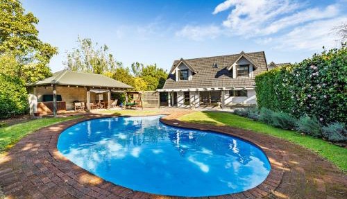 Hawkings Lodge - Kerikeri Holiday home