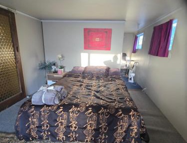 Rustic & Affordable Private Pit Stop - Te Horo Beach