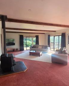 Titiwai Homestead 4 Bedroom Farm Stay