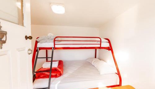 Charming Villa, Family Friendly, Handy to Town - KK14769