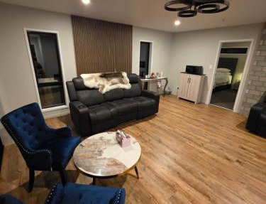 Totara Parklands Entire Guesthouse