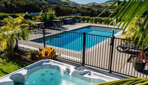 Tropical Hideaway - Mangawhai Retreat