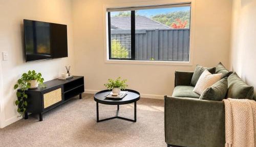 Cosy Retreat in Lower Shotover