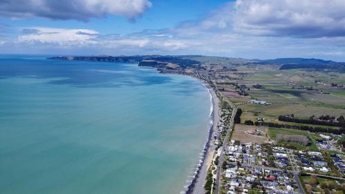 Coastal Rhythm - Haumoana