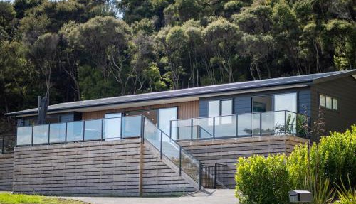 Russell Accommodation - The Oystercatcher