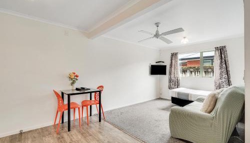 Hamilton Settlers Motor lodge