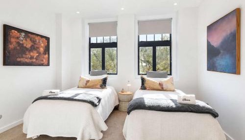 The Ascot 3BR City Townhouse in Wellington