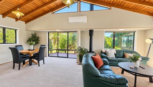 Paroa Beach Retreat