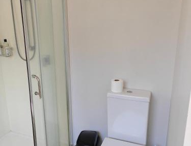 Azure Soar - University & Riccarton Central - B&B Private Bathroom