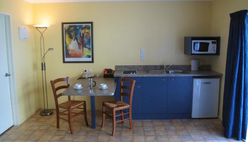 Elliotts Kapiti Coast Motor Lodge