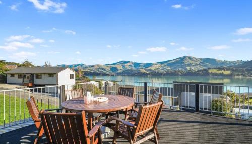 Belle Vue - Akaroa Holiday Home