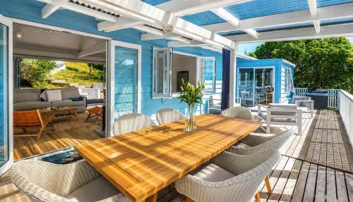 Bluebelle - Stay Waiheke