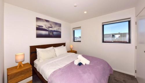 Spacious CBD 1-Bed 1-Bath