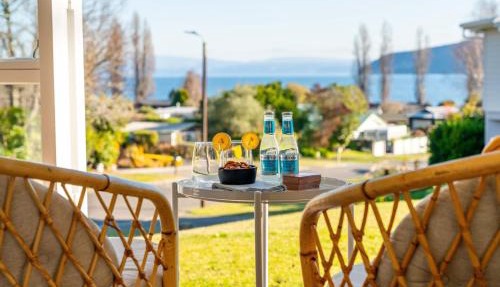 Tui Shack - Kinloch