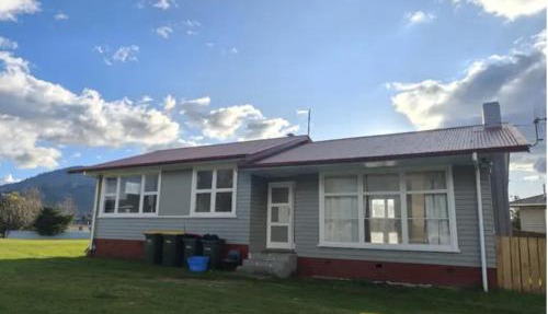 3 Bedroom, 1 Bathroom House A