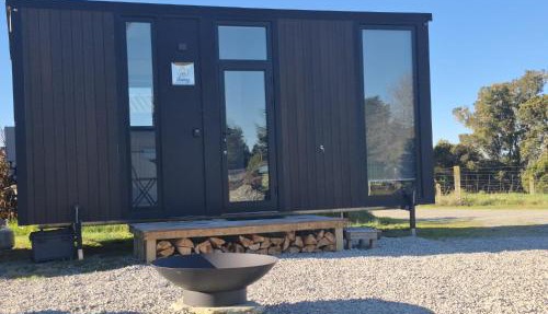 Rimu View 5 by Tiny Away