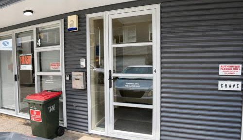 Modern Stay | Parking | Easy City Access