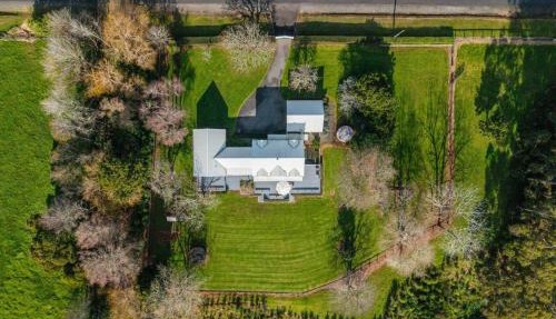 Bergenhus Oasis - Trampoline, Playhouse - BBQ