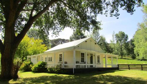Poplar Cottage - warm and private, nature haven