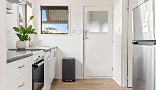 Cozy Retreat 1 - Taupo comfort and convenience with parking