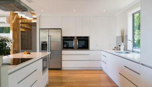 Magic on Molesworth - 2BR townhouse near CBD