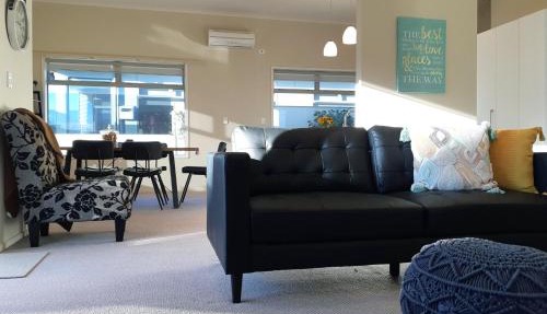 Escape To Buller - enjoy a relaxed holiday vibe