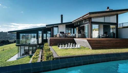 Tradewinds Retreat by Waiheke Pure