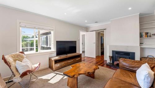 Wych Hazel - cute 2 bedroom cottage, cental Taupo