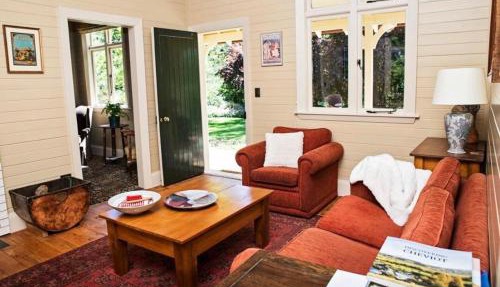 Leader Valley Cottage