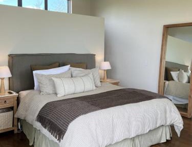 Waiheke Luxury Blue and Green Rooms